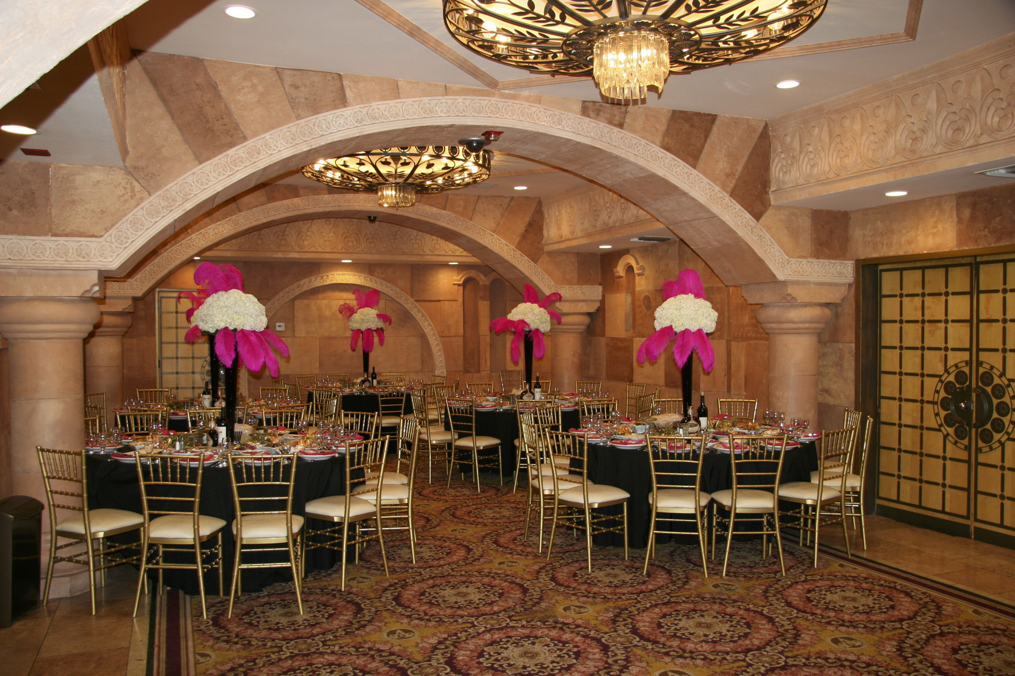 Small Event Wedding Venue In N Hollywood Le Foyer Lounge