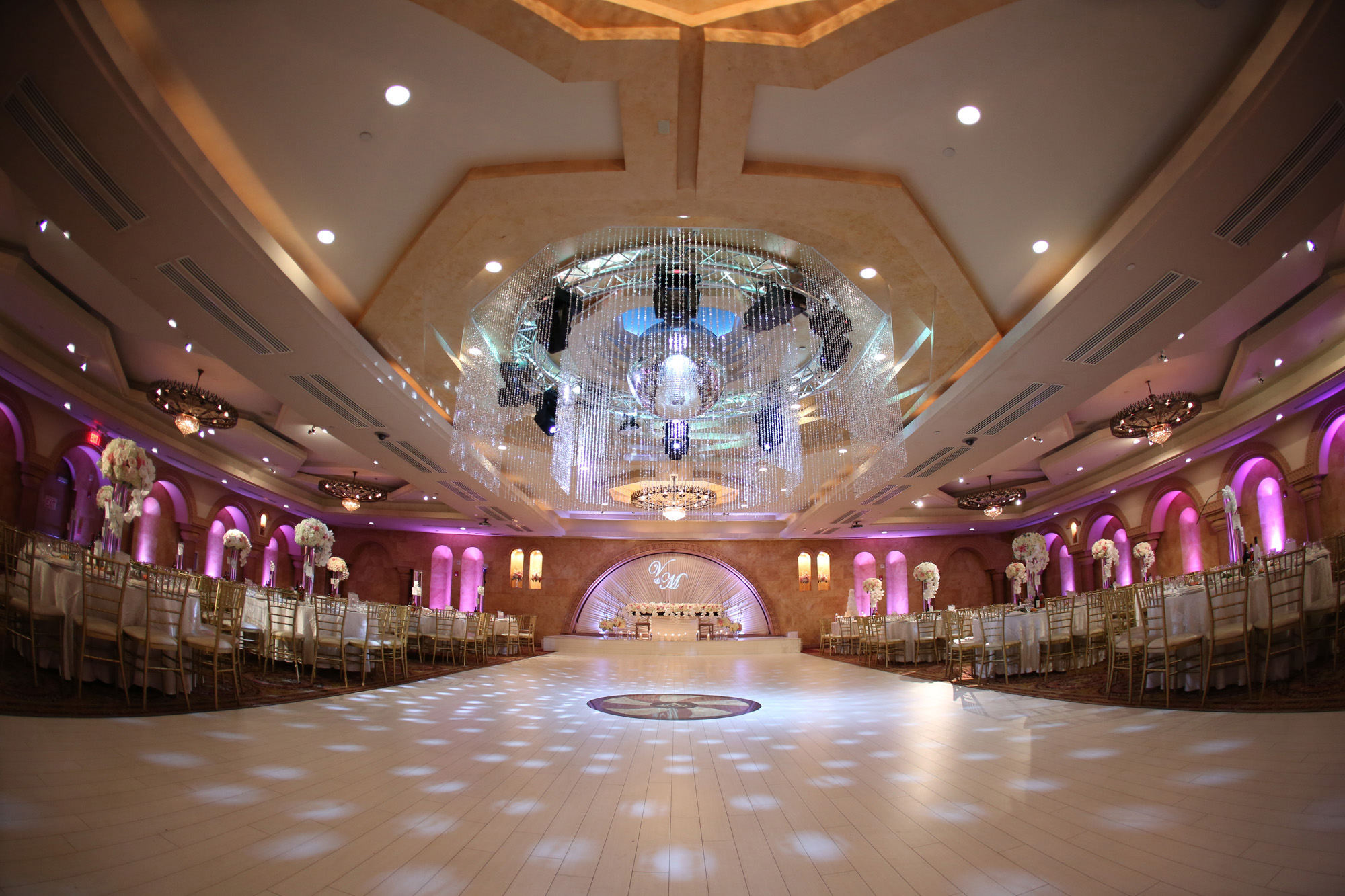 Largest Event Wedding Venue In N Hollywood Ca Le Foyer Ballroom