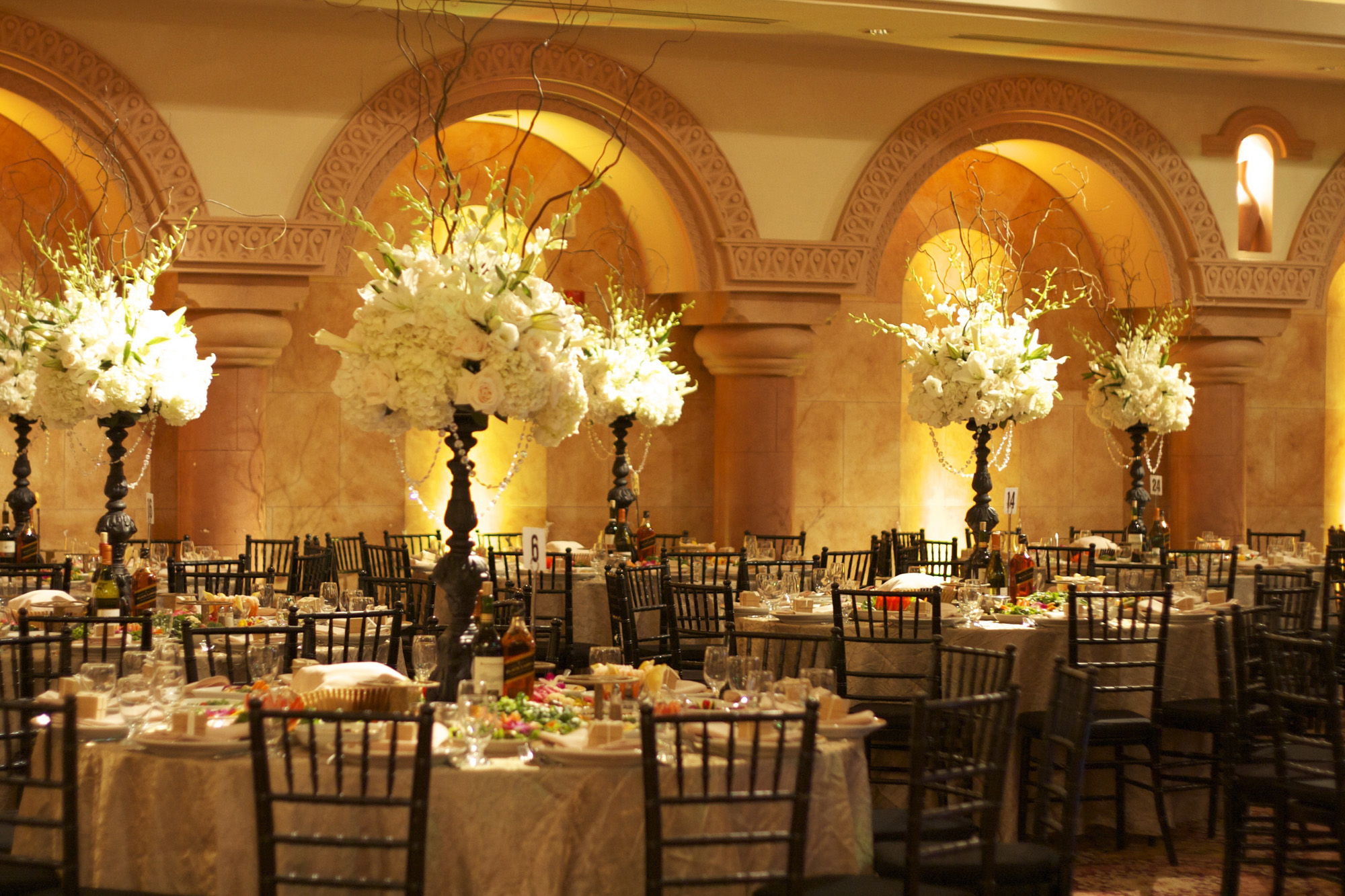 Largest Event Wedding Venue In N Hollywood Ca Le Foyer Ballroom