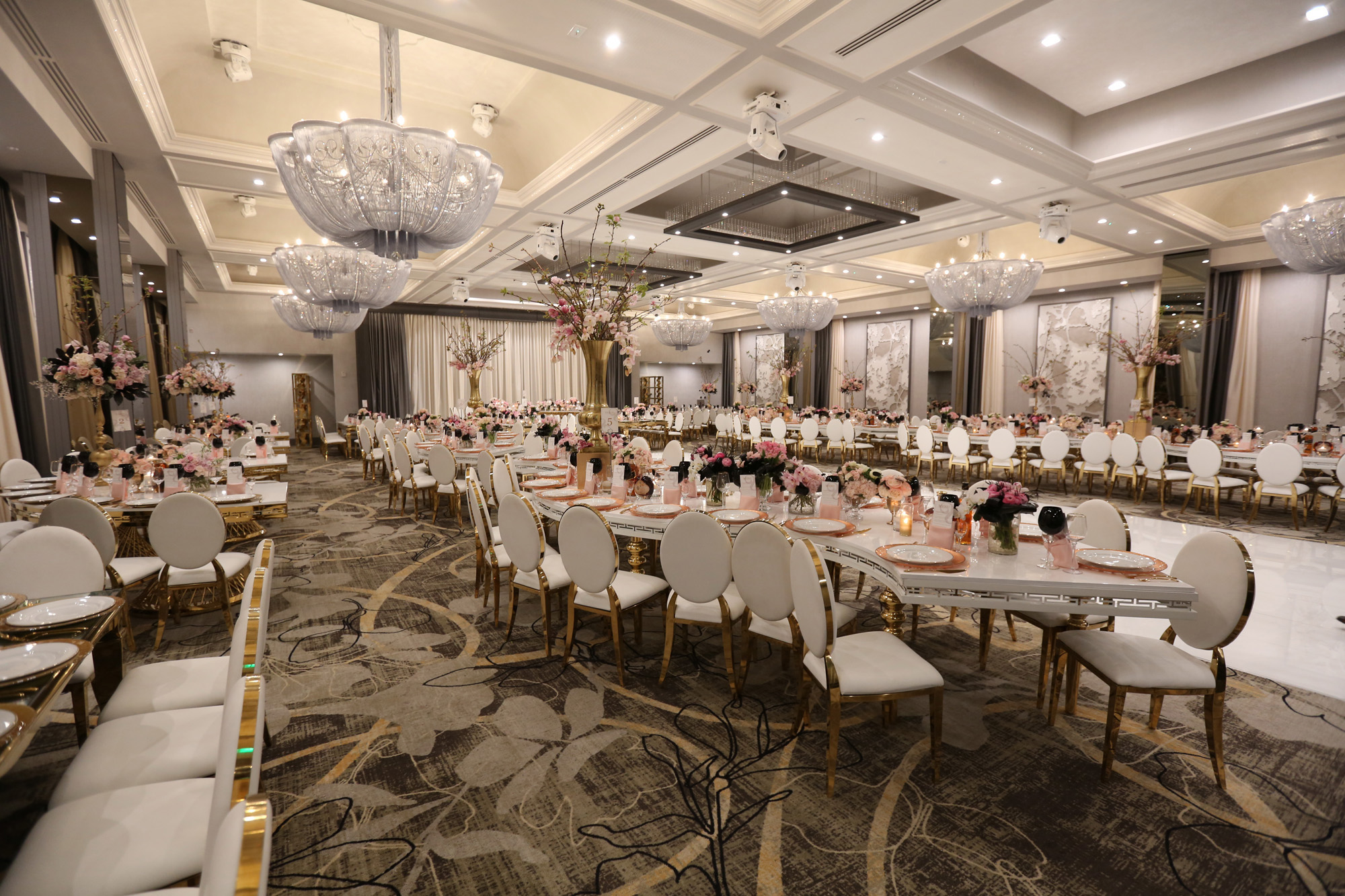 Modern Wedding Venue Legacy Ballroom Labanquets