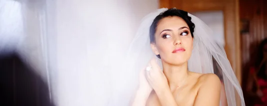 Your Wedding-Day Emergency Kit